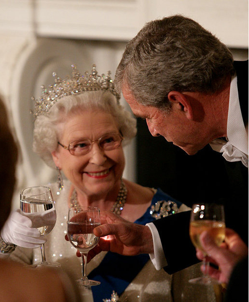 Queen Elizabeth II with George Bush Jr