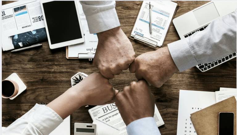 How to start winning government business