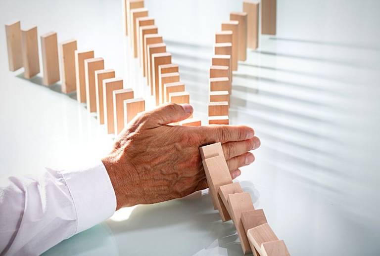 5 reasons people give you the cold shoulder on LinkedIn