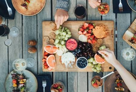 Why eating together is great for business