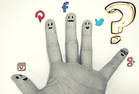 What is the better short-term investment: Google or social media?