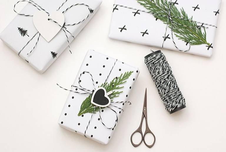 How to get your product in a Christmas gift guide
