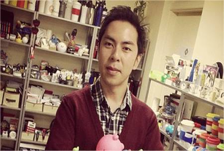 Carlos Lew, Cubic Promote