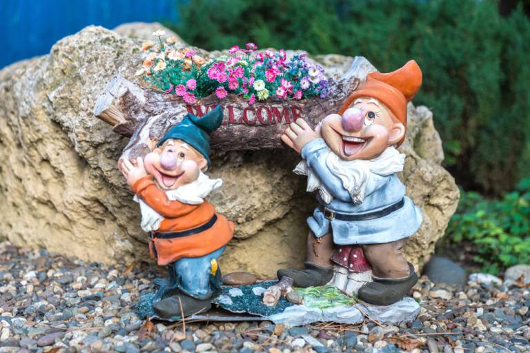 What does Mark Latham have against garden gnomes?