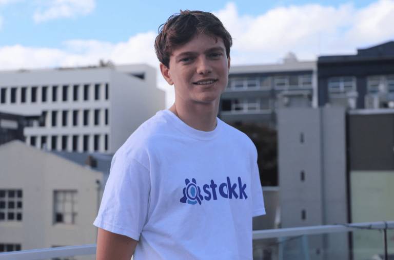 Impressive much? This 17 year-old is juggling high school and a $100K startup