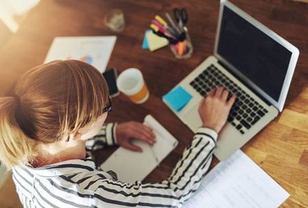 4 ways your email communication can build your business AND reputation