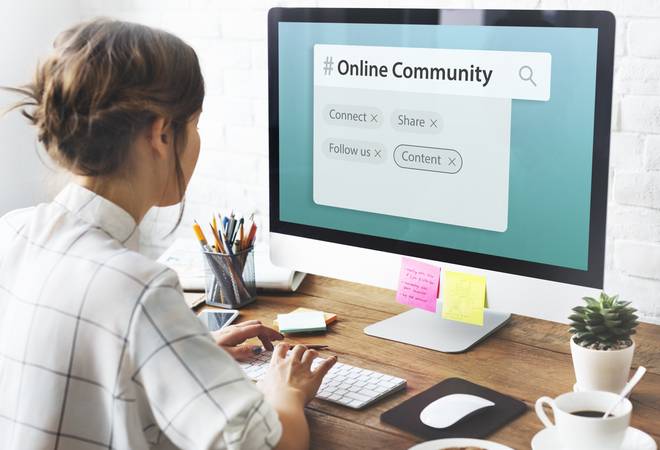 17 online places to promote your solo business for free