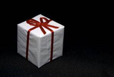 Gift giving: a selfless elf or last minute Dasher?