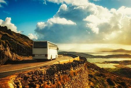 Extreme mobile office: Living, working and travelling in a bus motorhome