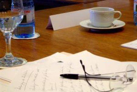 Writing business documents: Get to the point