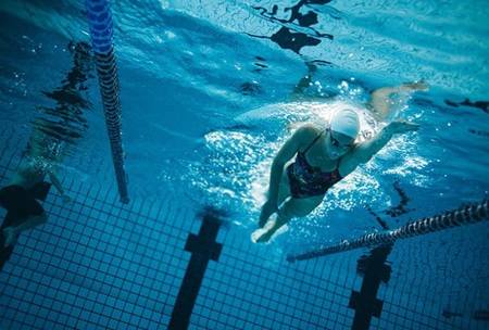 Running a business and swimming laps – more similar than you think