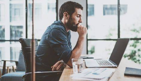 How happy are men in their work?