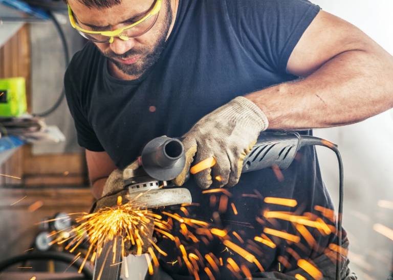 Self-employed tradies, here are 5 common tax mistakes you need to avoid