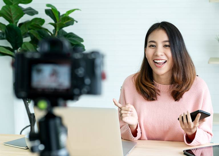 5 ways to be more present and engaged with your business and customers