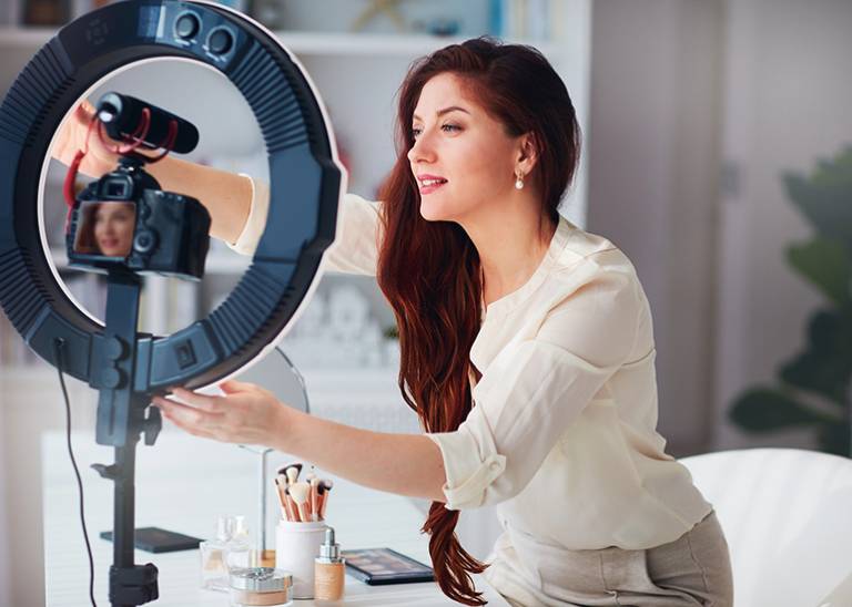 Brilliant hacks and tips to make your social media videos pop!