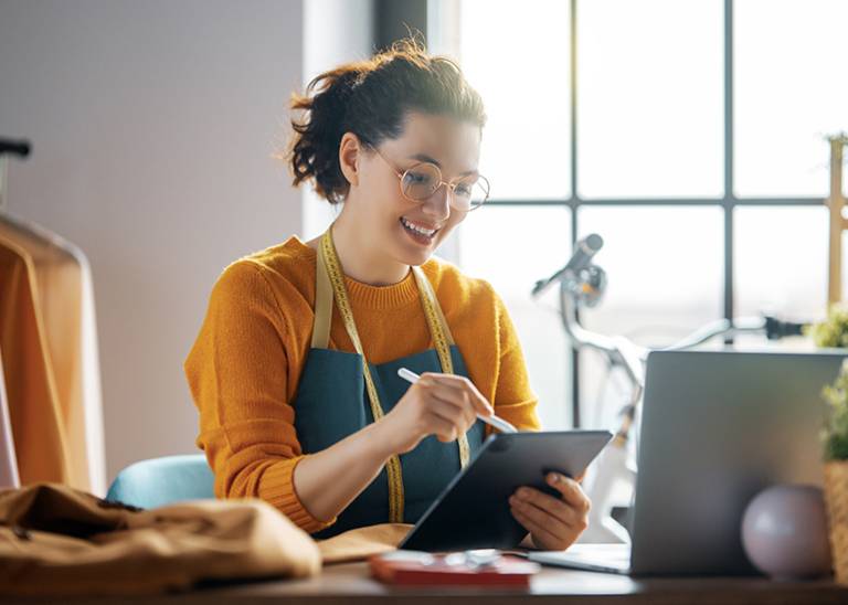 Is an eCommerce platform right for your online business?