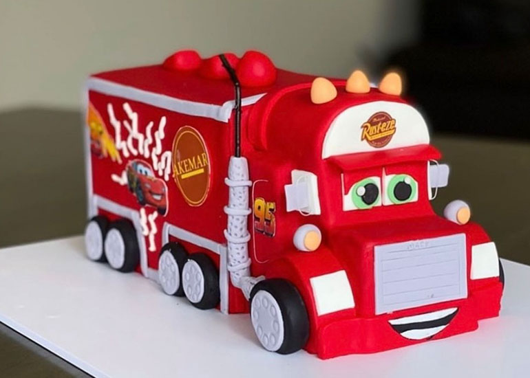 mack truck cake