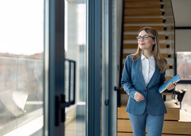 How to go from employee to entrepreneur in 7 easy steps