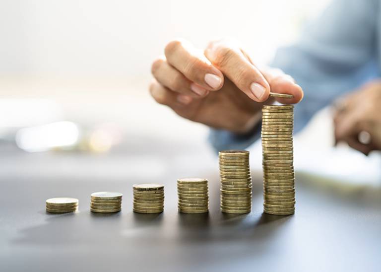 5 hacks for changing your energetics around money