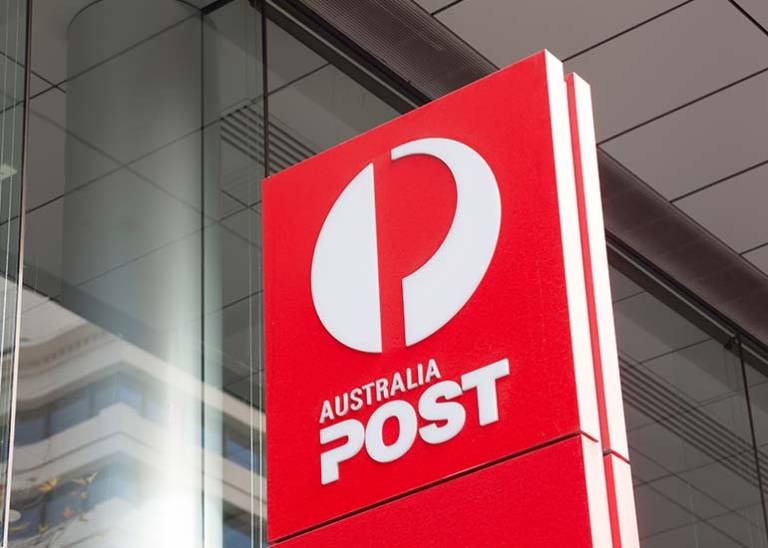 Australia Post resumes US parcel deliveries